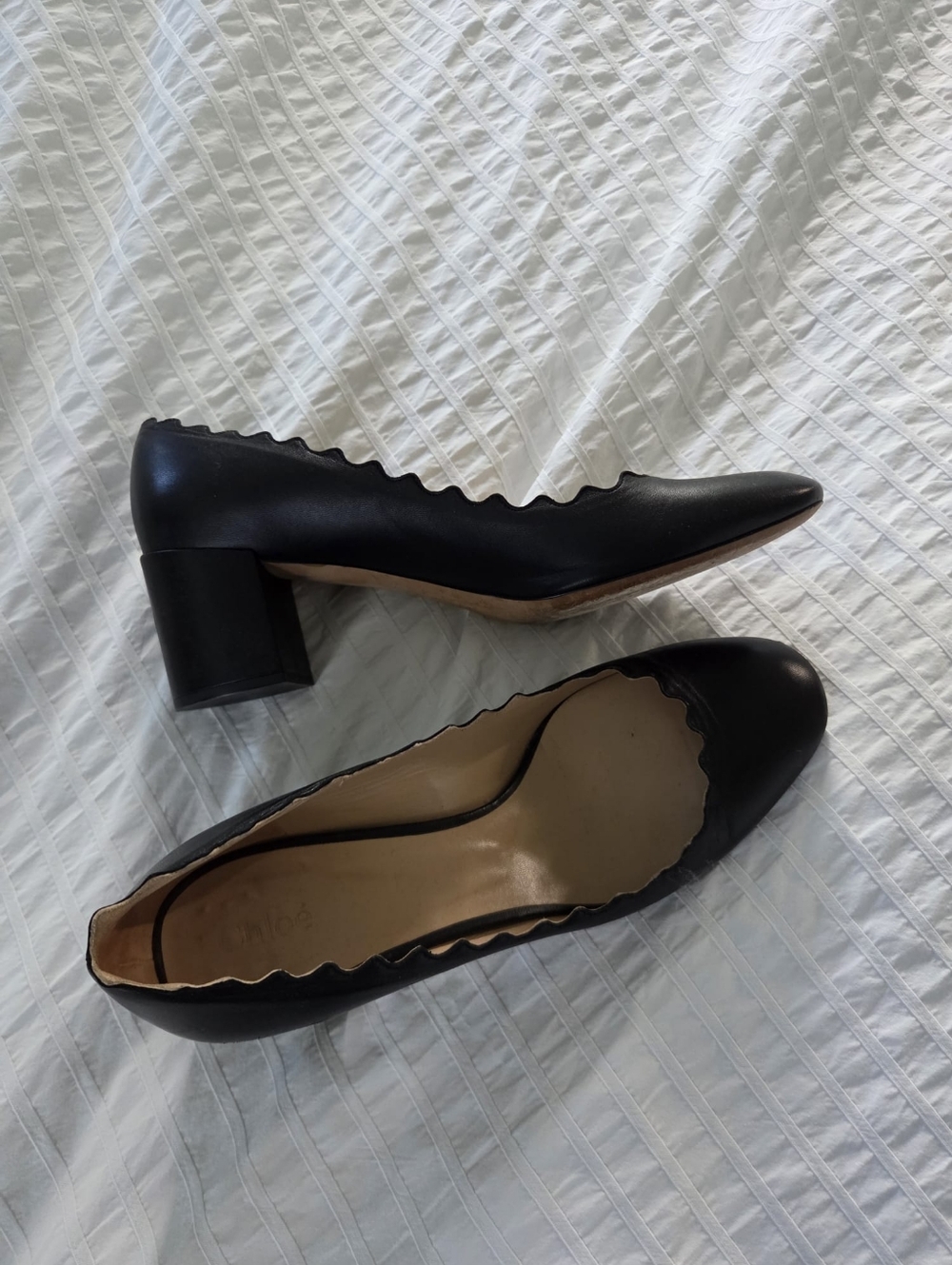 Chloe Scalloped Leather Pumps - Picture 4 of 4